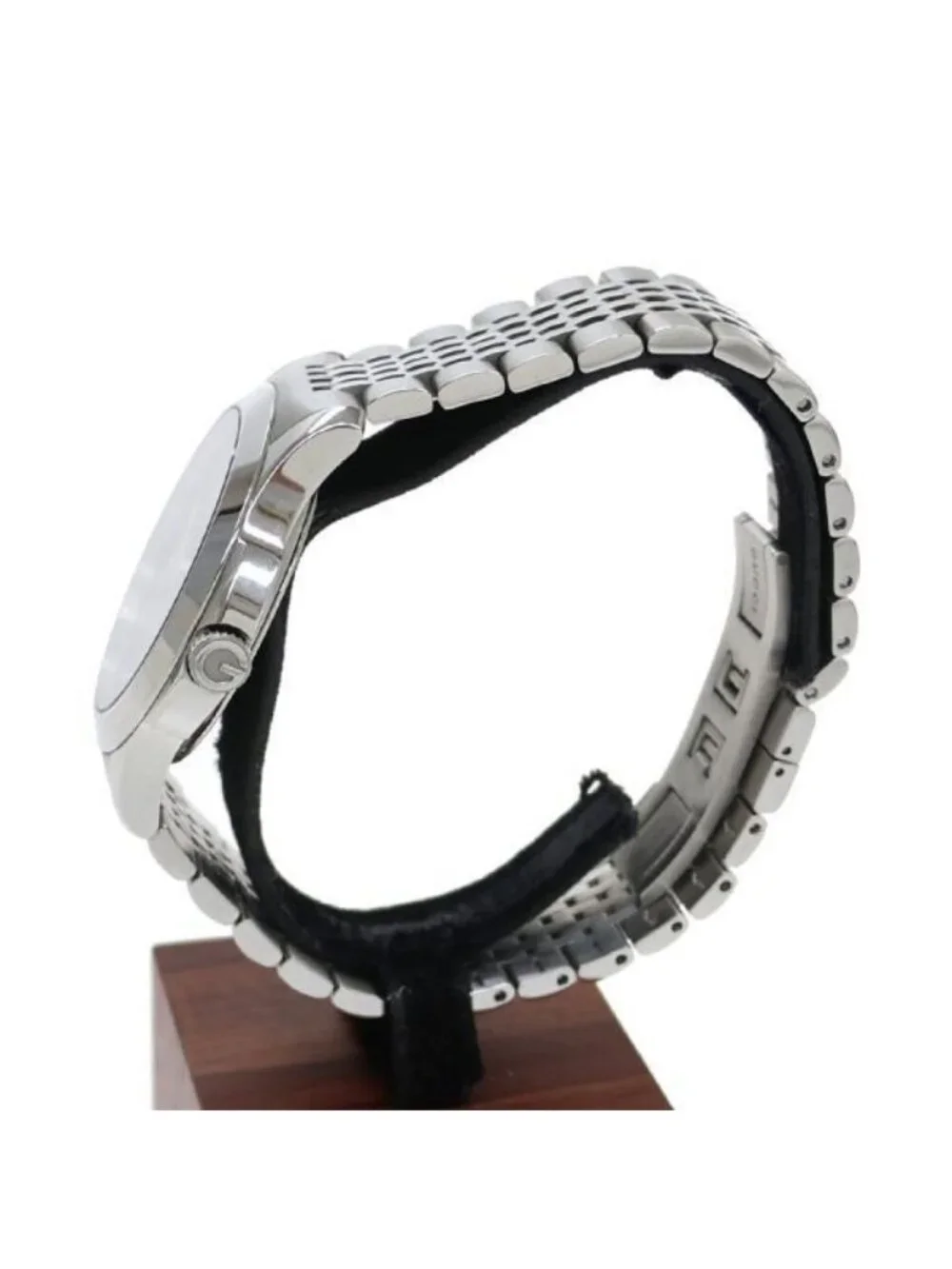Gucci Timeless 38 Watch